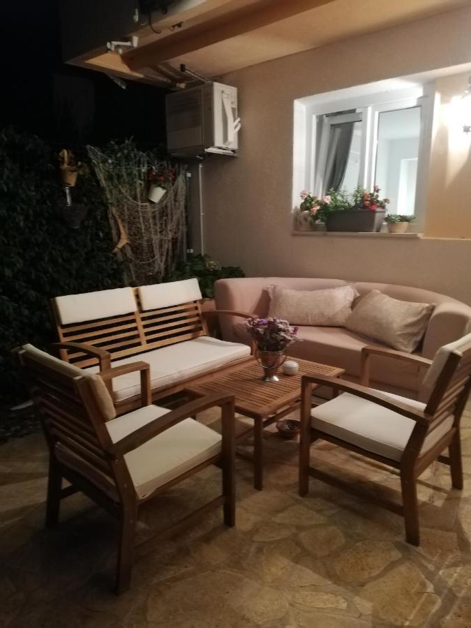 Mia Apartman Zára Kültér fotó